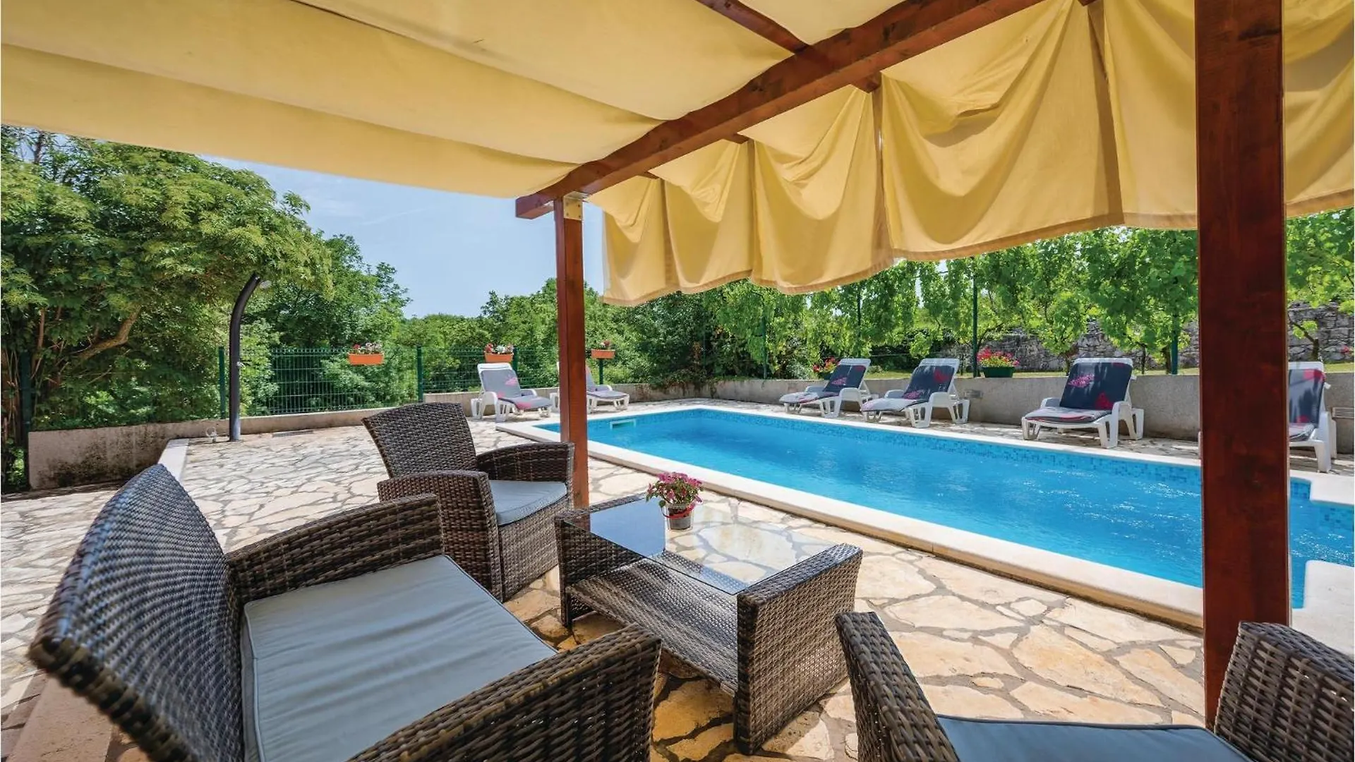 Holiday home 3 Bedroom Nice Home In Breg Rasa
